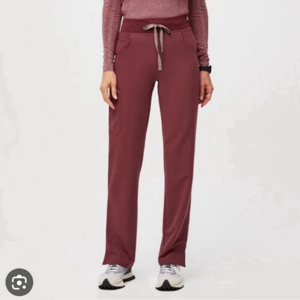 Women’s High Waisted Kade Cargo Figs Scrub Pants
